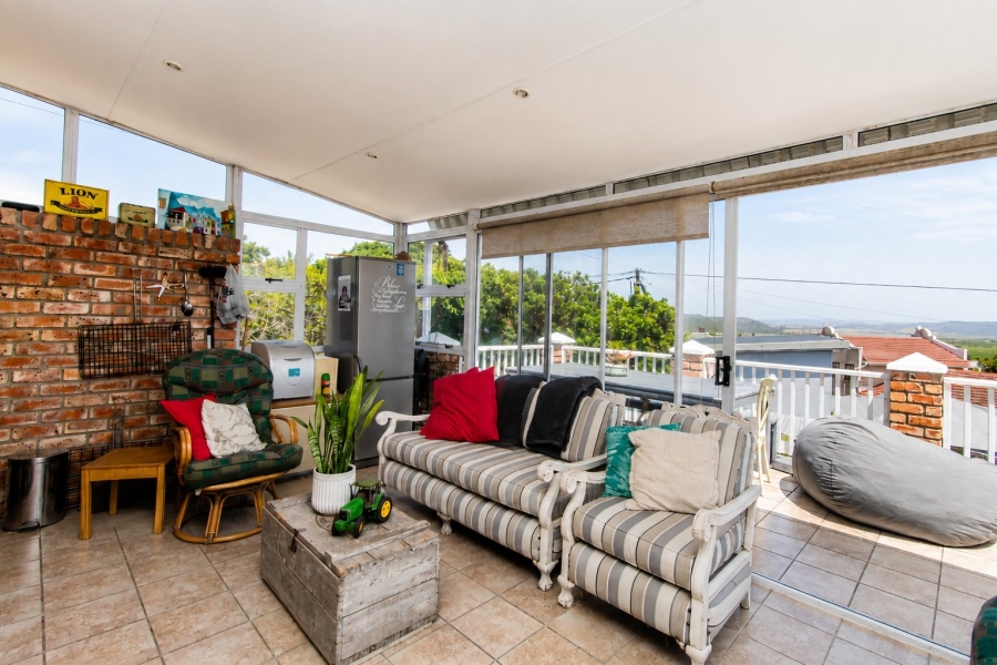 4 Bedroom Property for Sale in Fraaiuitsig Western Cape